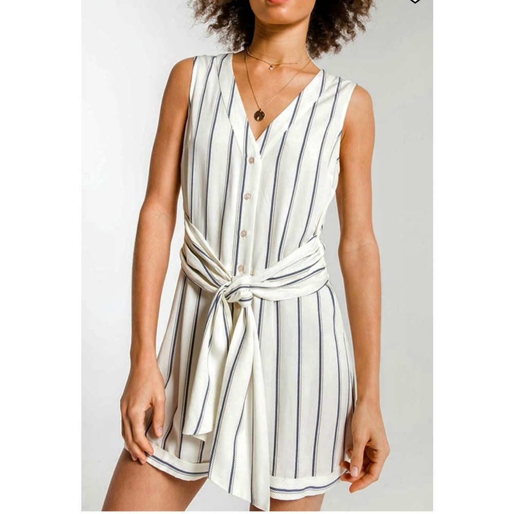 NWOT South Moon Under Romper